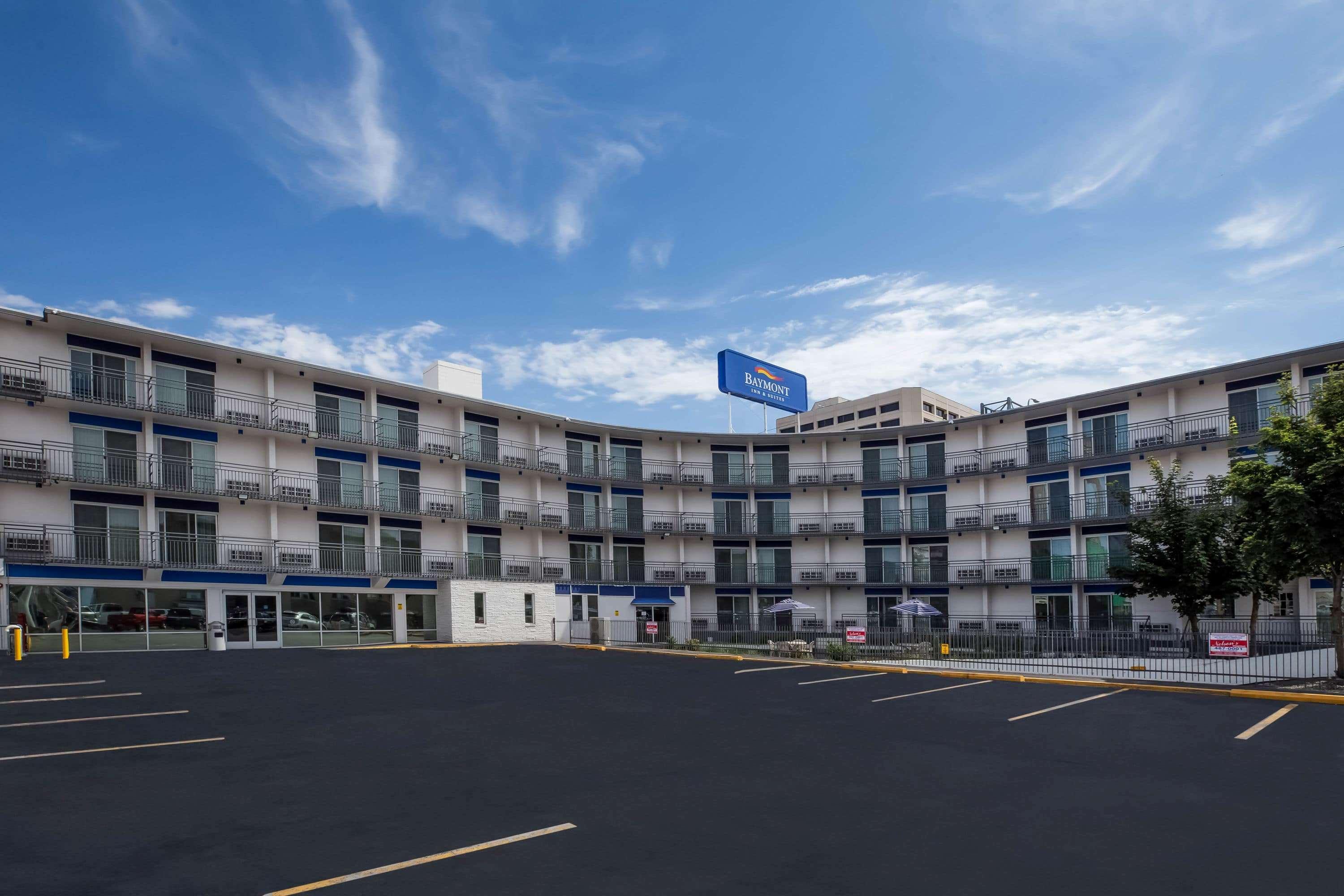 Baymont By Wyndham Spokane Buitenkant foto